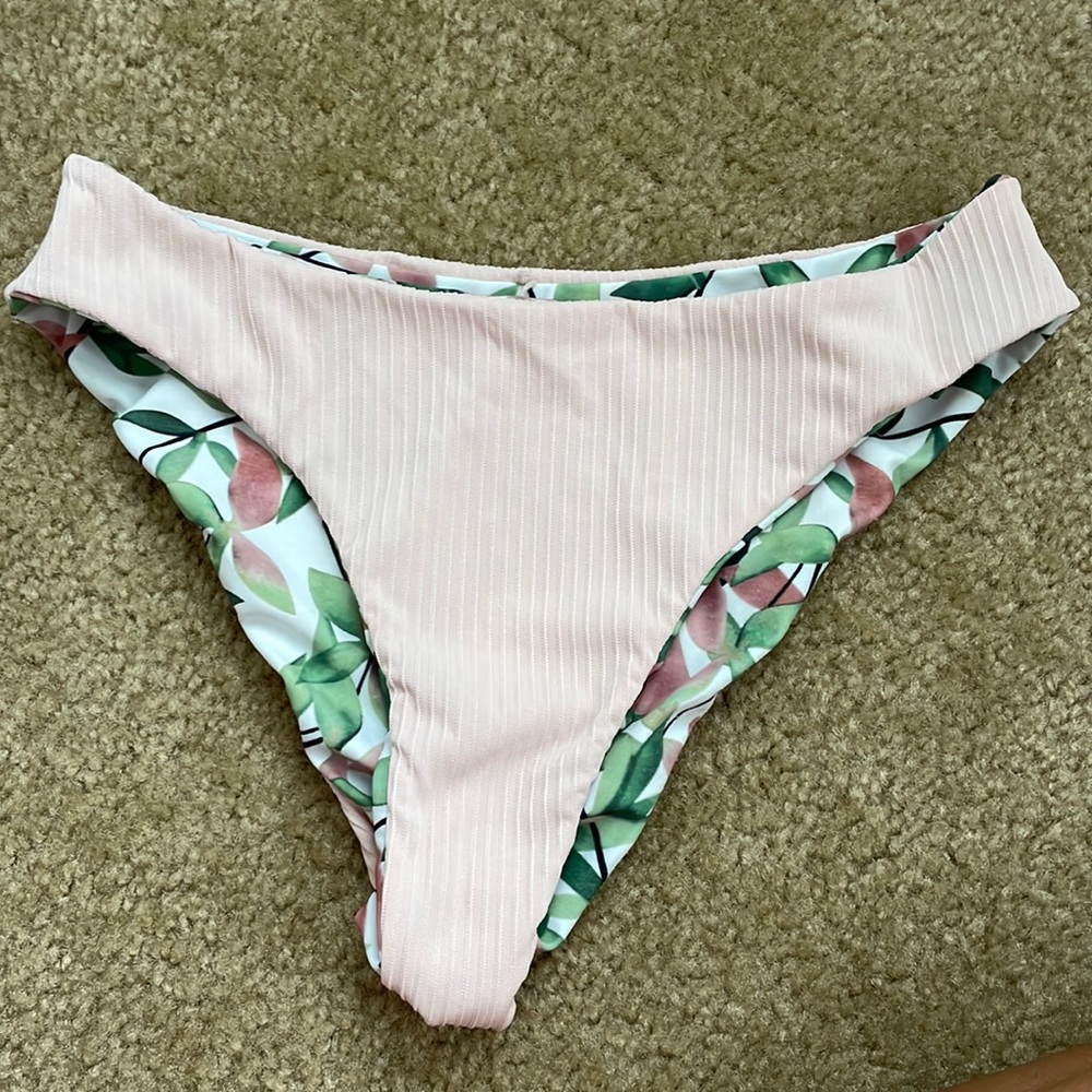 Reversible bottoms